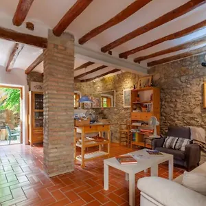 Сasa de vacaciones Cal Joanet, Acollidora Caseta A España
